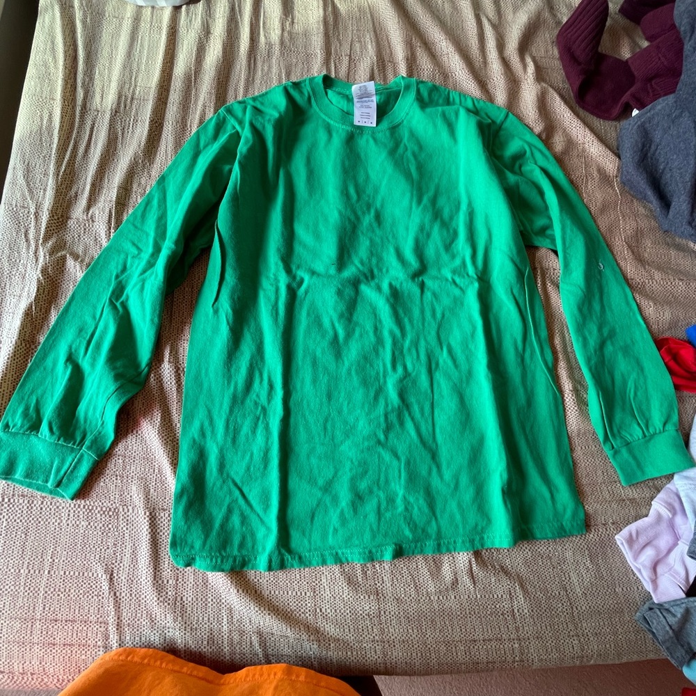 Gildan Green Long sleeve